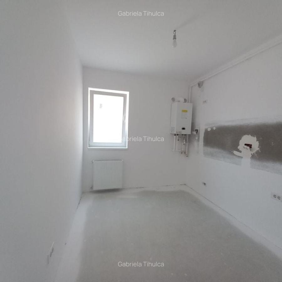 Vânzare rapidă! 4 camere 110 mp + balcon  Etaj 1/4  Finalizat - 4