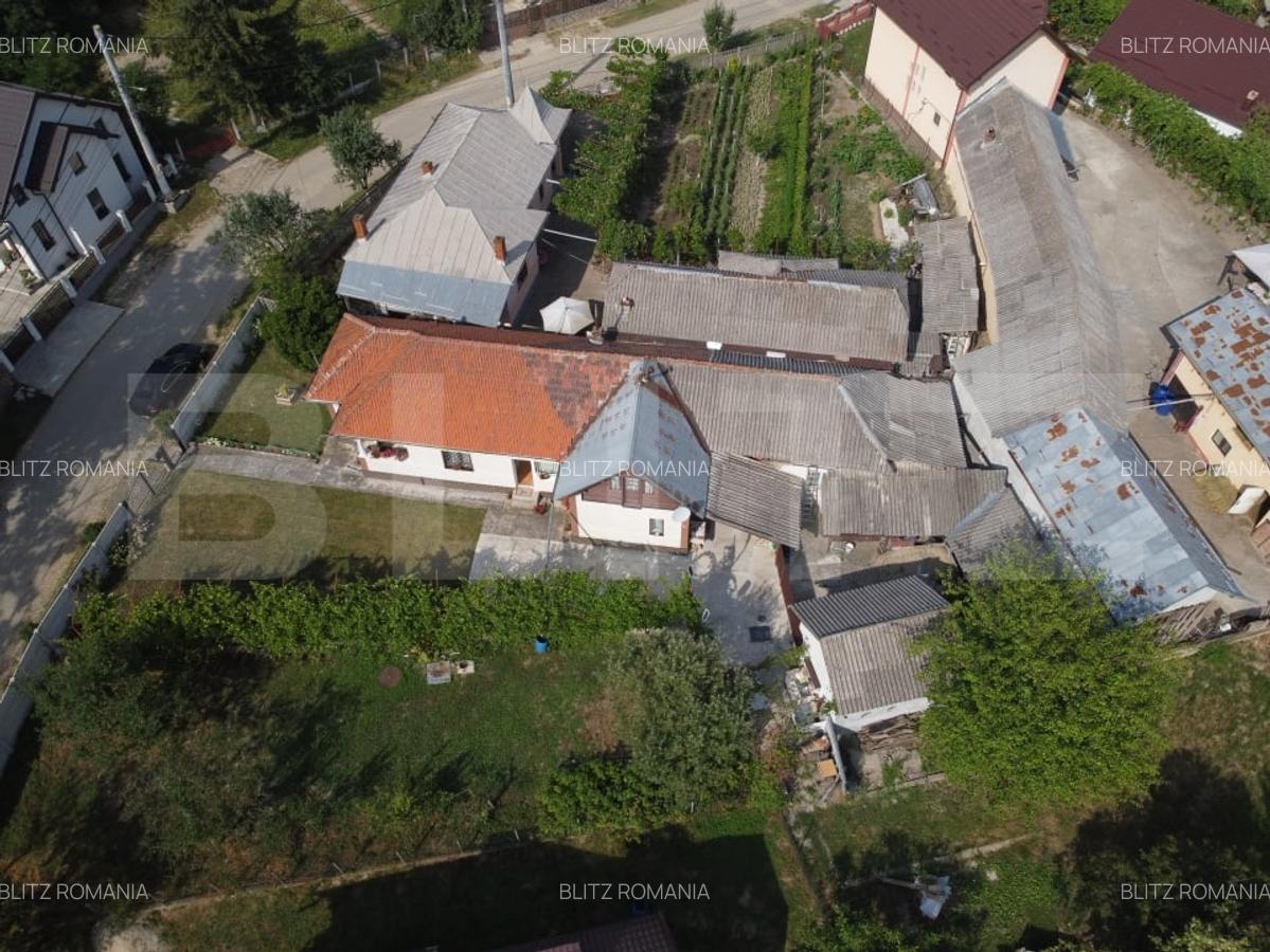 Casa de vacanta, de vanzare, cu 4 camere, 165 mp, zona Vulcana Pandele - 3