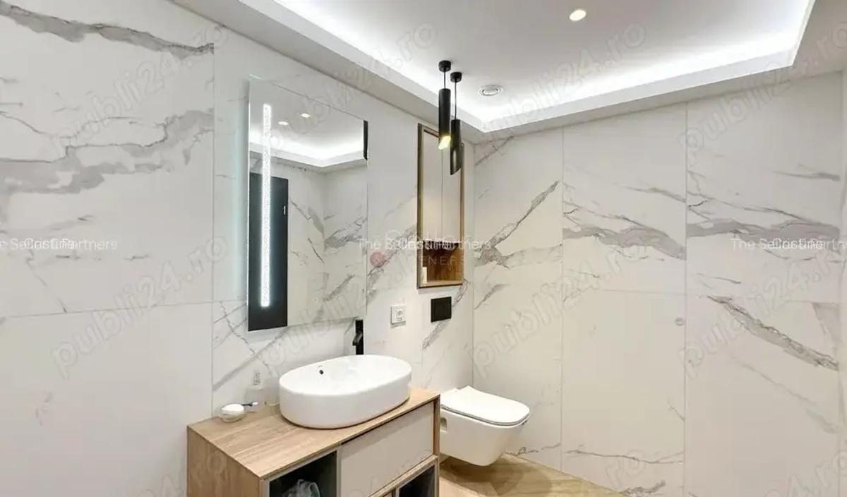 Ofer spre inchiriere apartament 2 camere Brasov COSMOPOLIT Mihai Viteazul - 2