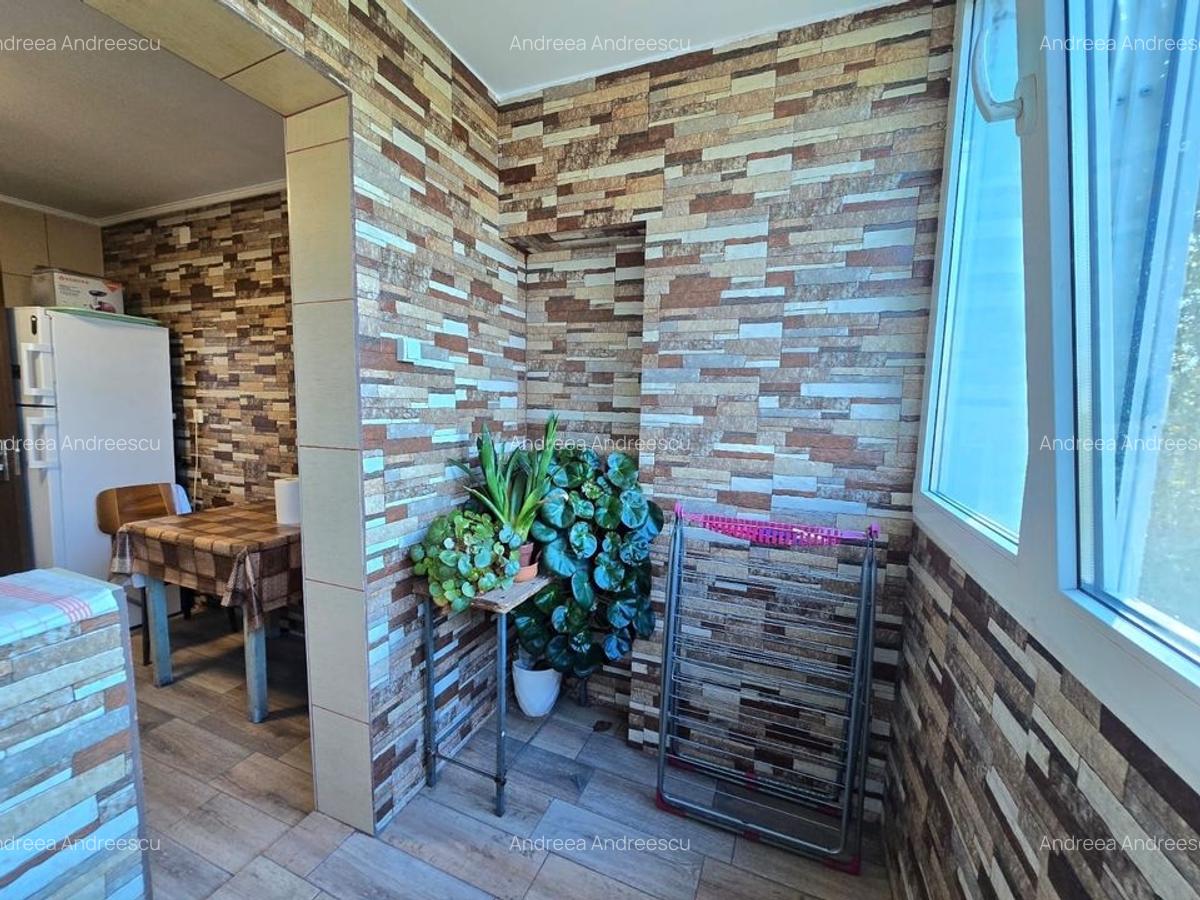 3 camere ctie 1981 mobilat utilat liber Brancoveanu - Luica - 6