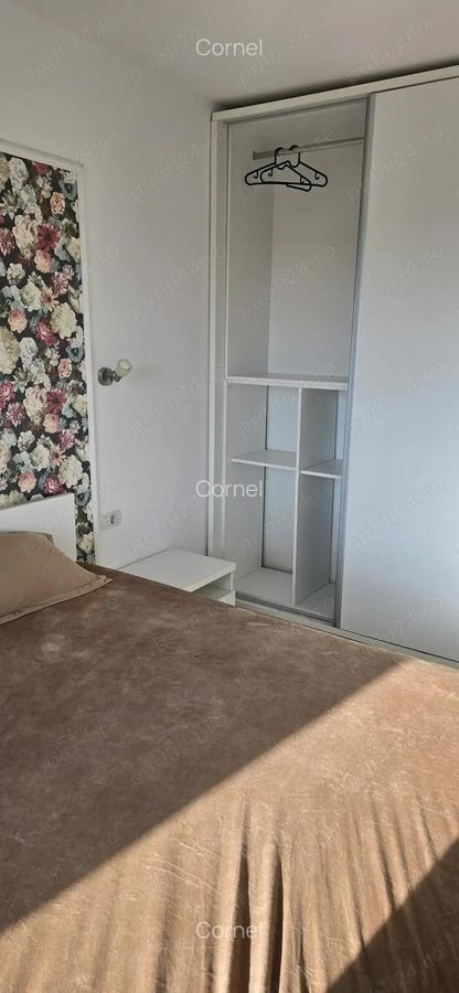 Lux la inaltime , apartament 2 camere la etajul 10 11 situat in Arad in complexul ADORA - 1