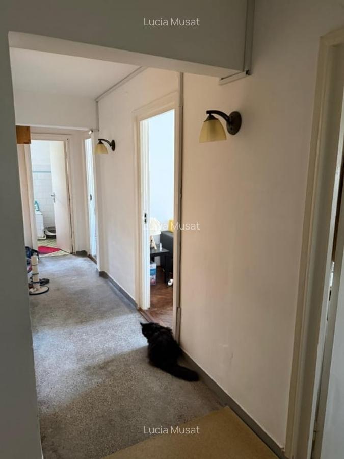 Apartament 3 camere decomandat- zona centru - 5