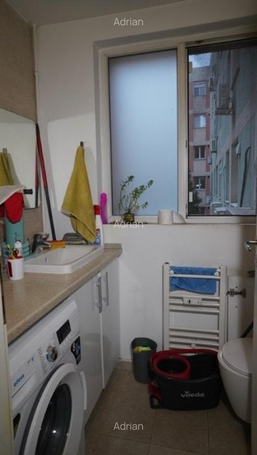 Apartament cu 7 camere decomandat, mobilat în Titan - 15