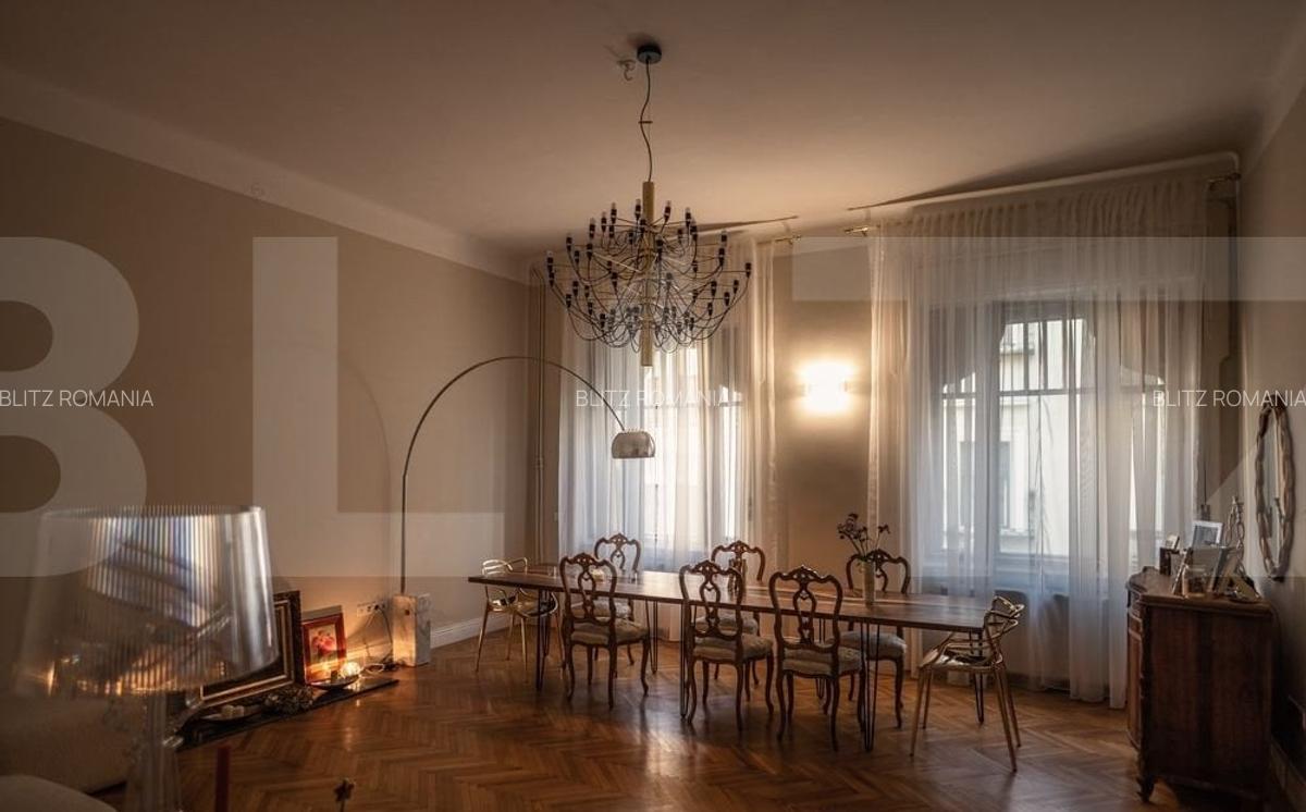 Apartament cu 3 camere semidecomandat, mobilat în Central - 1