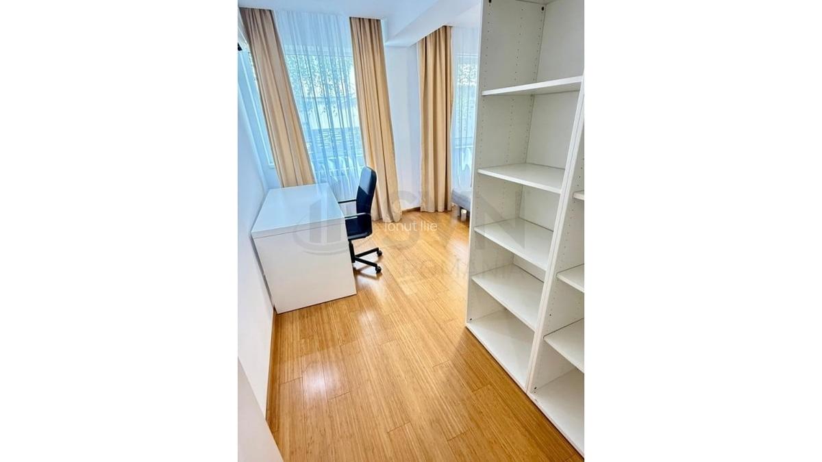 Apartament cu 4 camere decomandat în Pipera - 13
