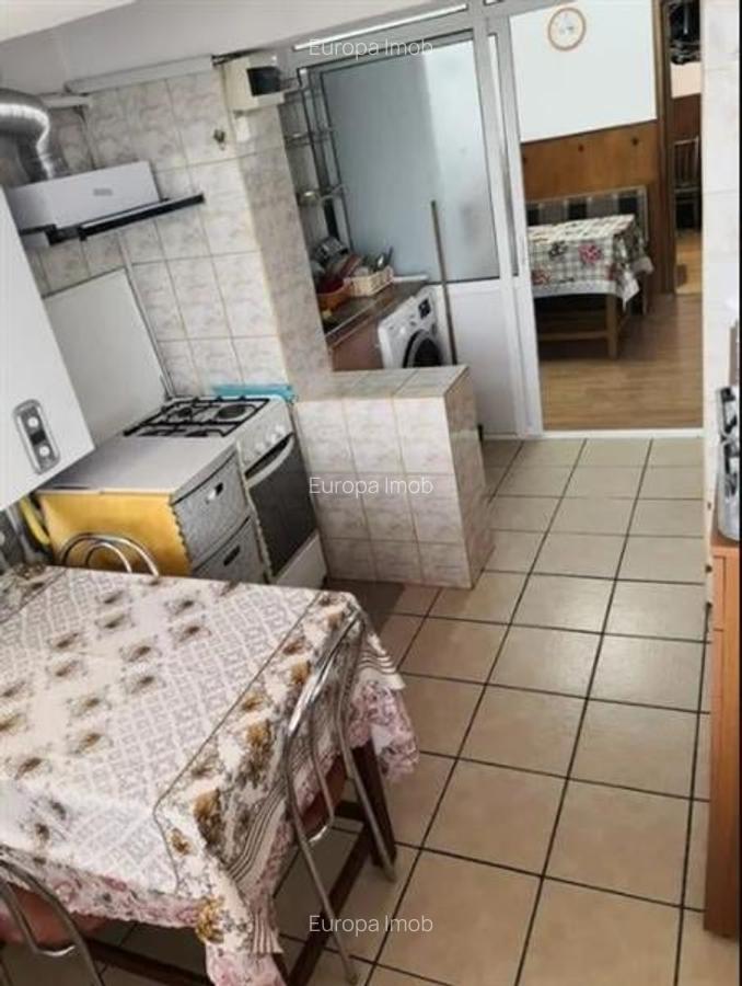 Apartament 2 camere  de vanzare strada Victoriei - 4