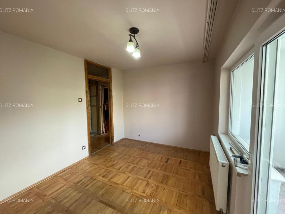 Apartament 3 camere spatioase, usor accesibile, zona Garii - 11