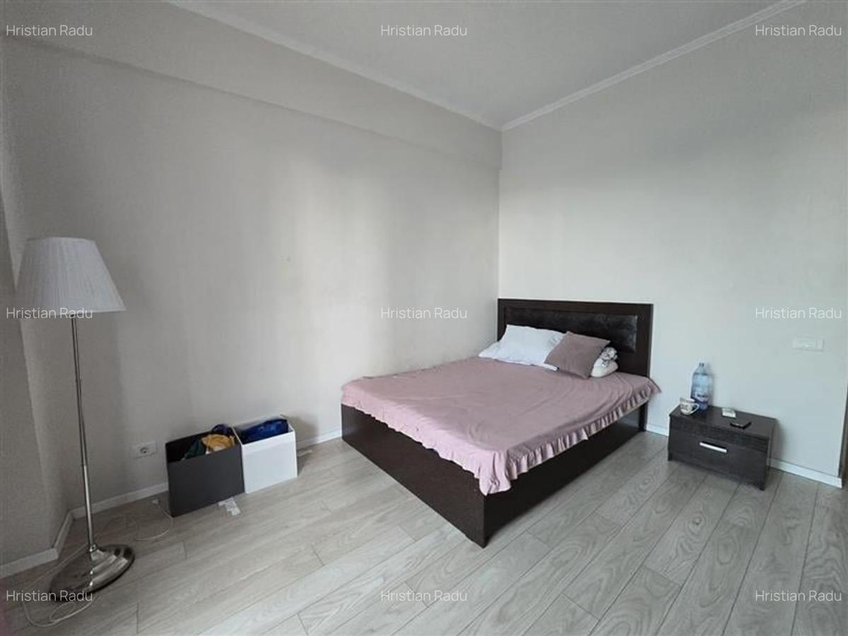 Apartament cu 3 camere semidecomandat în Bucureștii Noi - 12