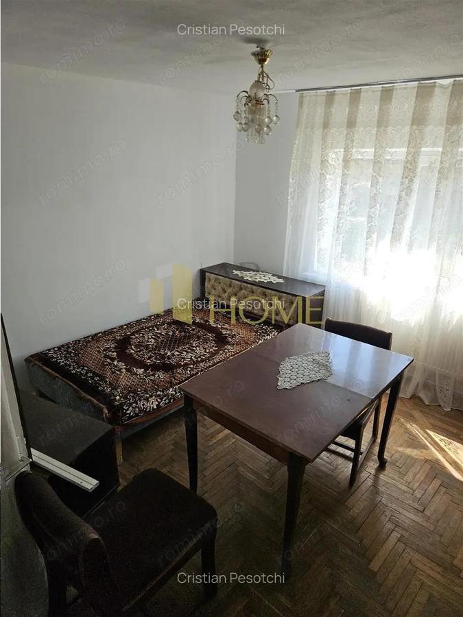 Casa 2 camere, in Lipanesti, zona primariei - 2