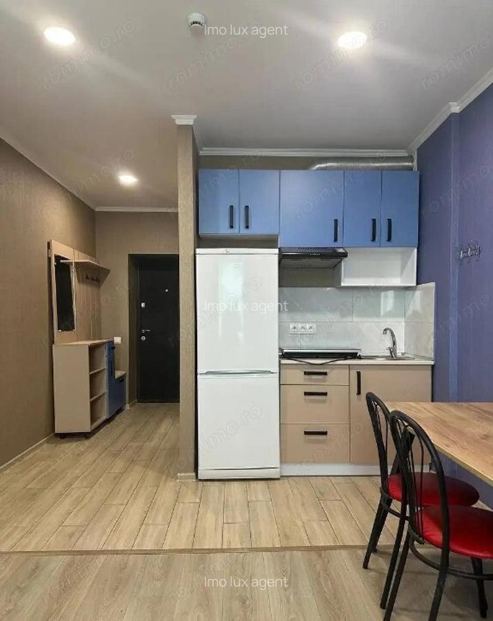 Garsoniera in zona Piata Romana - 2