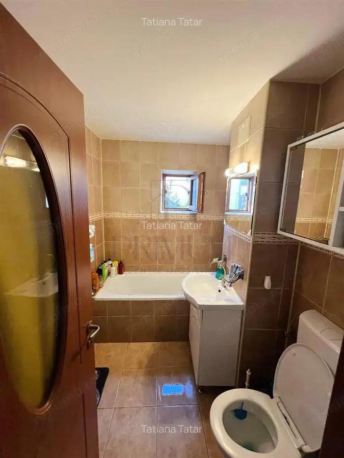 Mircea cel Batran - 3 camere - 2 bai - centrala proprie - 2 bai - PARTER INALT - 7