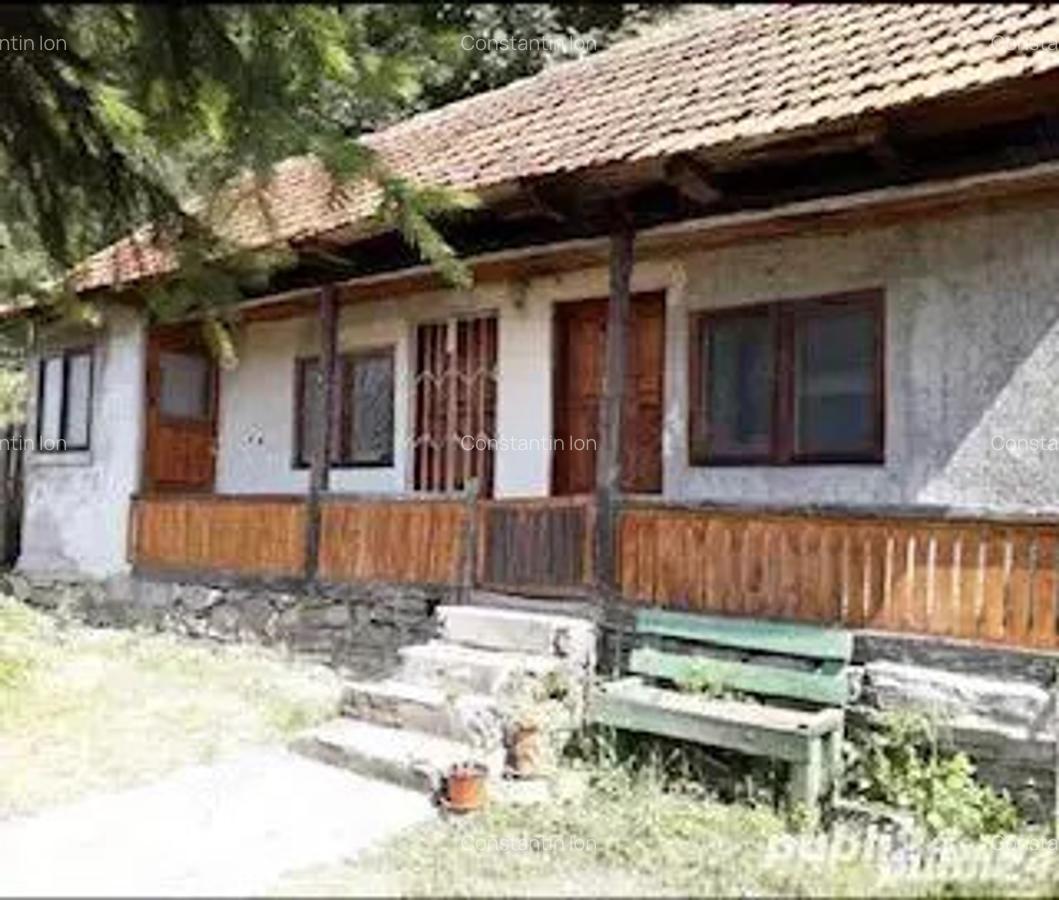 Okazie Vind casa in Comarnic toate utilitatile,teren 1700 mp ,70 000 E - 1