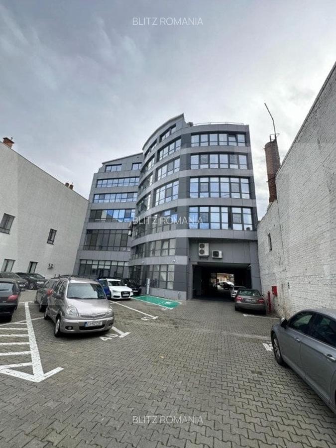 Spatiu birouri/comercial, 830 - 3000 mp, cladire de sticla, Centru - 3