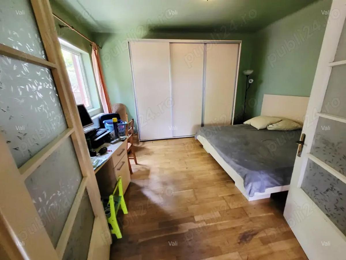 *PROPRIETAR*Casa 3 camere*Bucatarie+Baie+Beci*Sud*Democratiei*Piata Anton* - 4