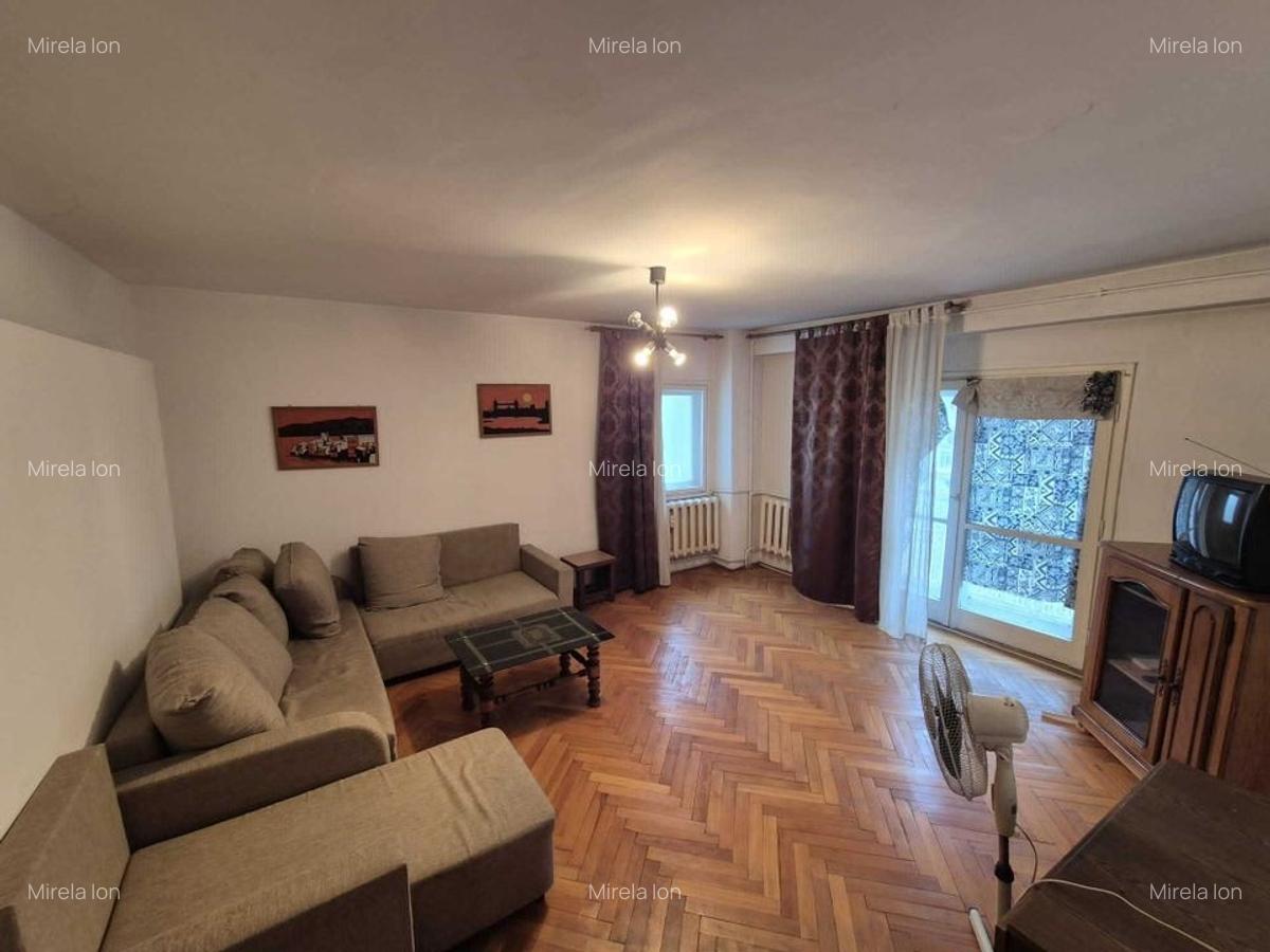 Vanzare Apartament 2 Camere Piata Alba Iulia Stradal pe Bd. Burebista - 3