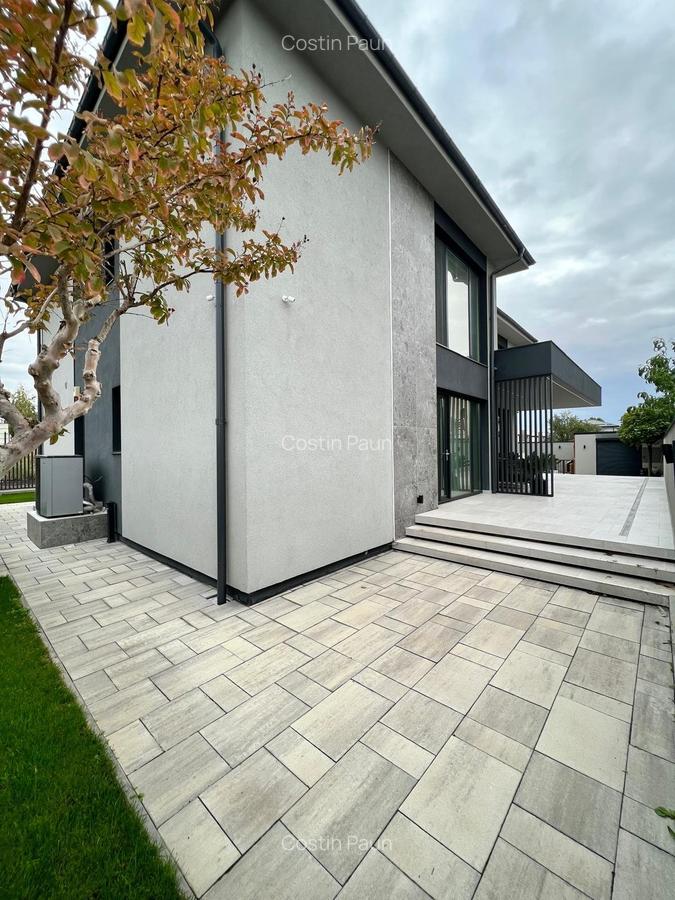 Casa individuala cu 6 camere. Complet mobilata si utilata LUX. Comision 0 - 8