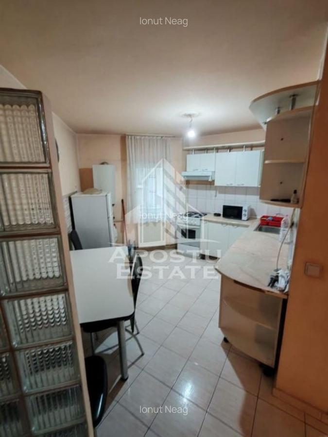 Apartament cu 3 camere, spatios, zona Soarelui - 6