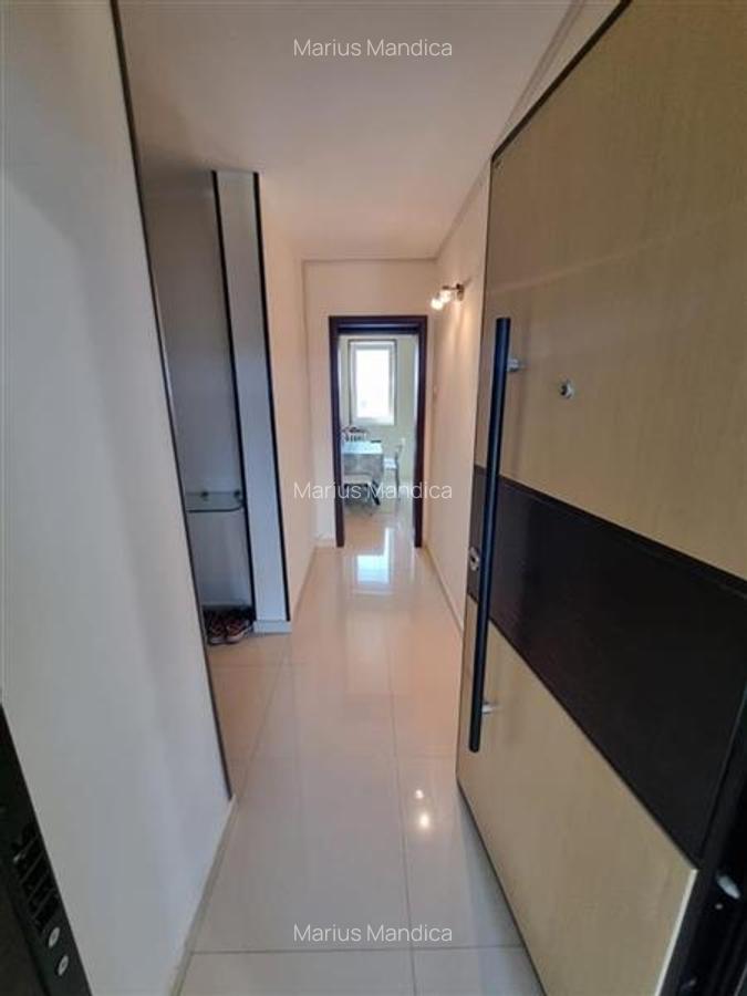 Apartament de 2 camere renovat strand Cara Titan bloc Y - 7