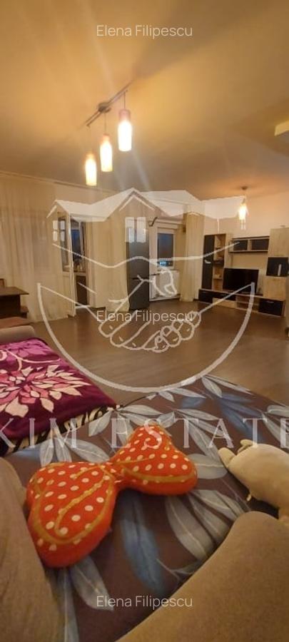 De vanzare apartament 3 camere ICIL - 3