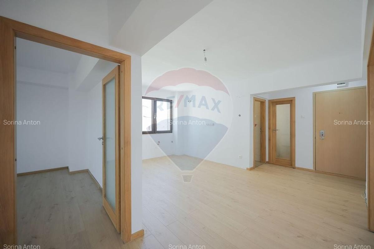 De vanzare apartament cu 3 camere in zona Decebal - 6