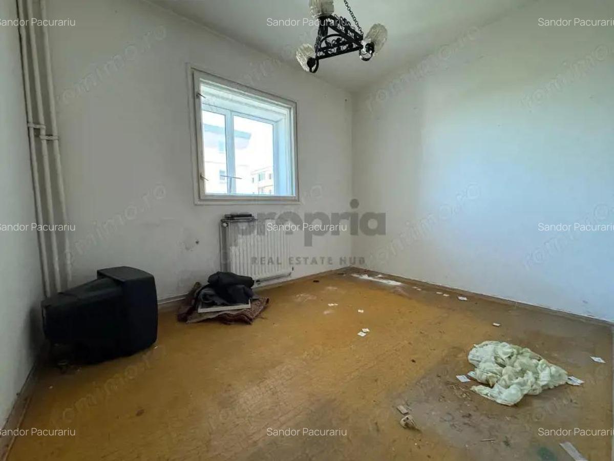 4 camere decomandate in Bartolomeu Ideal pentru renovare - 7