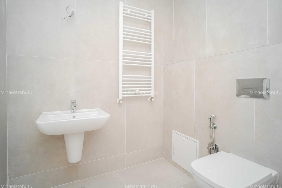 Apartamente de vanzare Iasi, INTABULAT zona Copou 2 camere decomandate - 2