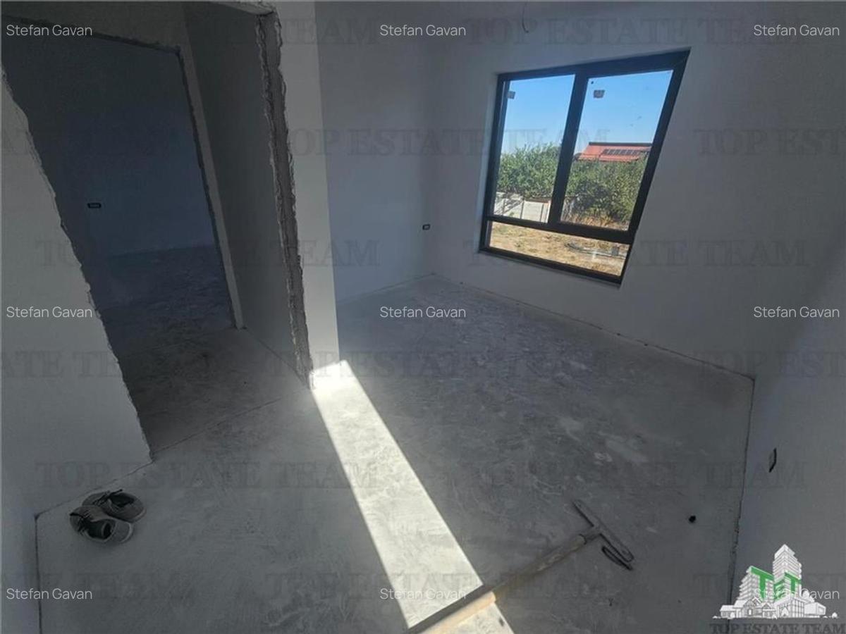 Vila lux 4 camere+mansarda 52mp in Chiajna - 10