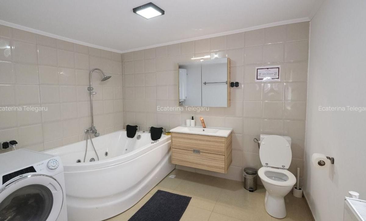 Pensiune la Cheia, moderna, functionala in totalitate, vedere mirifica (chirie) - 12 Pensiune la Cheia, moderna, functionala in totalitate, vedere mirifica (chirie) - 12