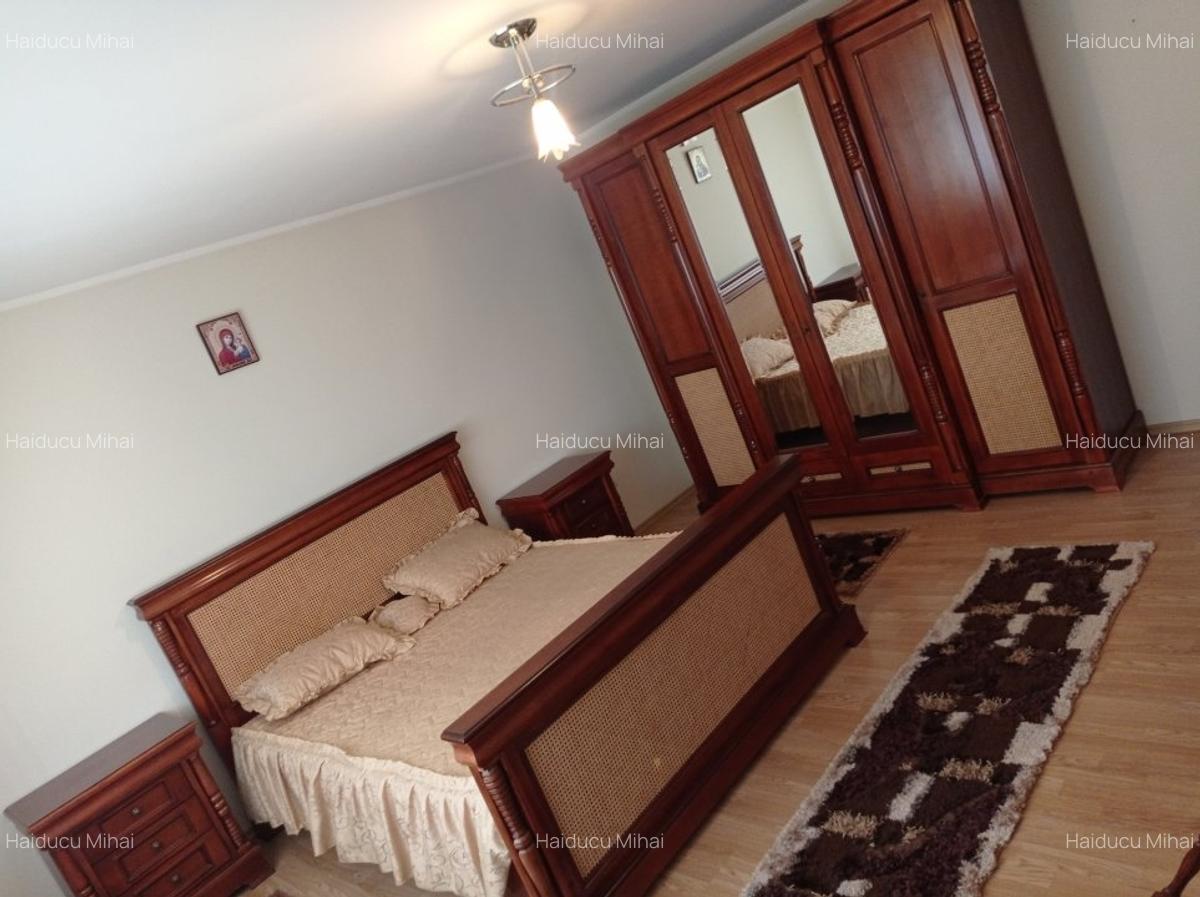 Casa / vila Gavana 3  , mobilata / utilata , finisaje clasice ! - 2