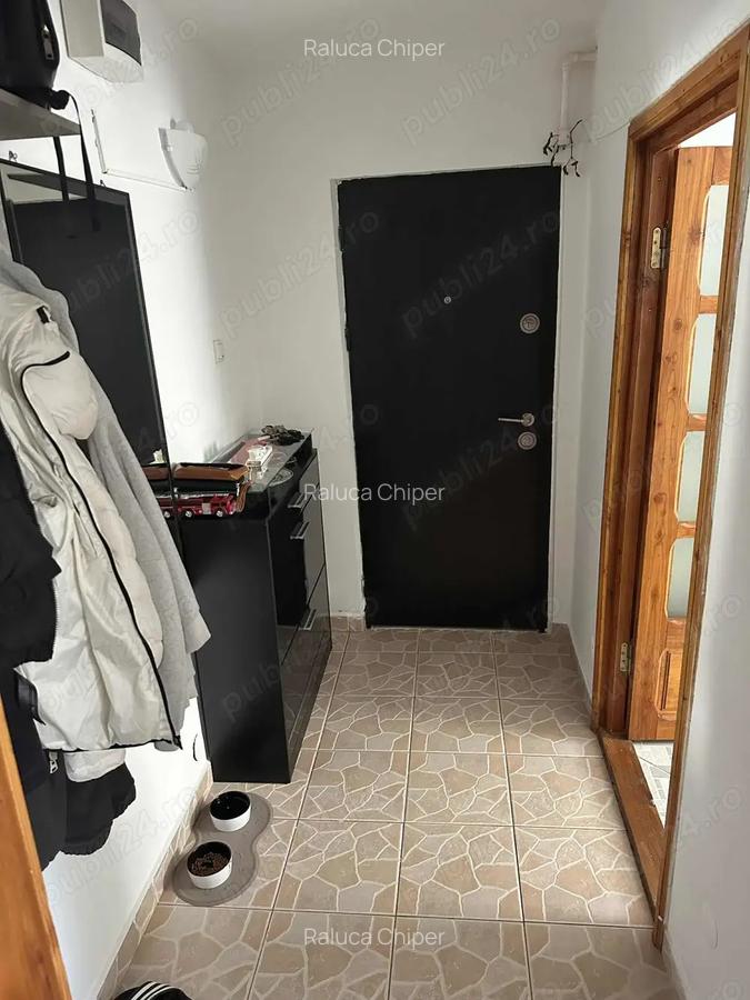 Inchiriez apartament cu 2 camere - 1