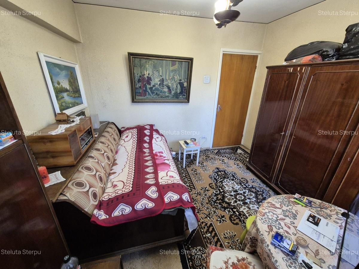 Apartament cu 3 camere decomandat în 1 Mai - 11