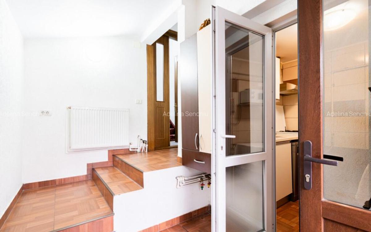 Casa cu 4 camere | Curte proprie | Renovata | zona Central - 4