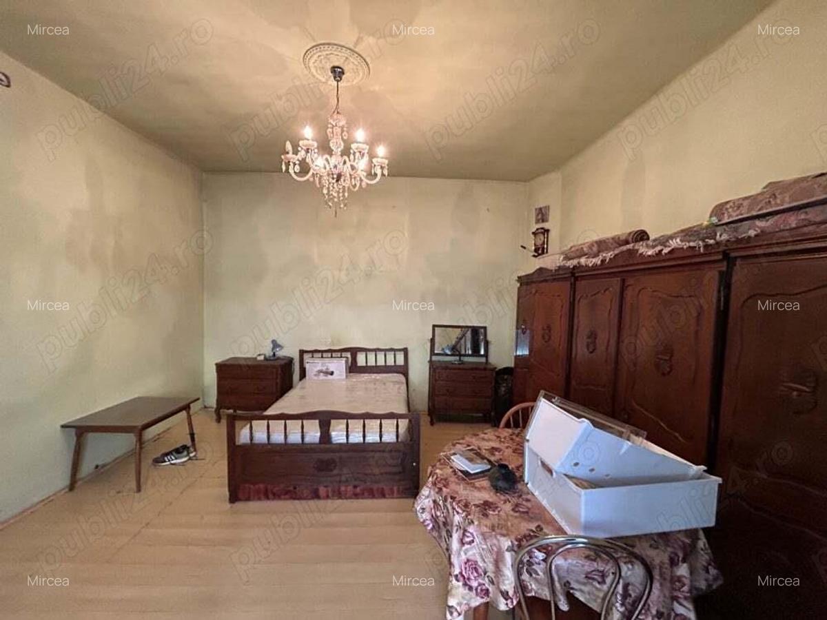 Vand casa mare din caramida,in Parneava,st.720 mp.locuibila imediat. - 9