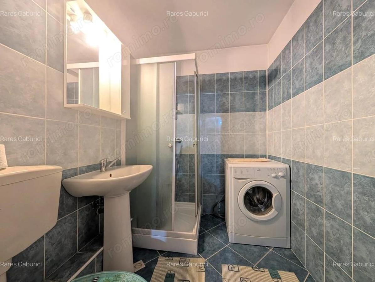 Apartament spa?ios de 3 camere Strada ?eli?a nr. 8 Bucuresti - 12