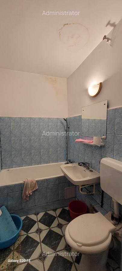 Piata Sudului/ Secuilor, 50 m.p. - 5