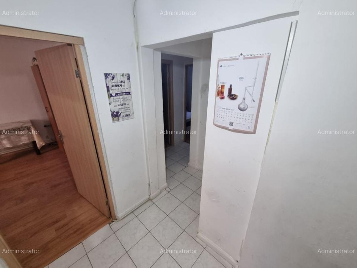 Spatiu comercial / Apartament 3 camere zona Inel 2 - 7