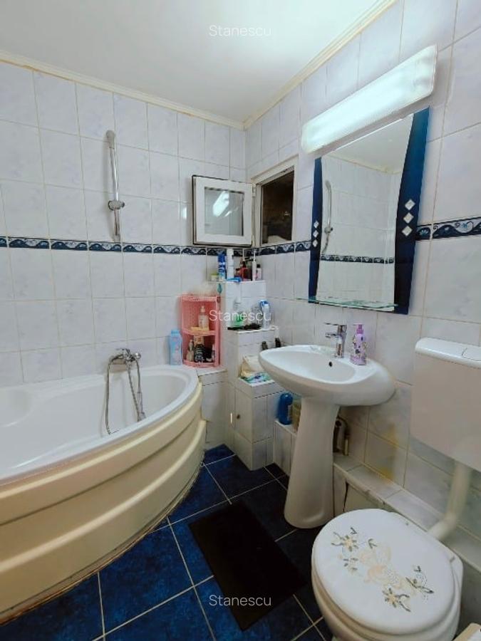 PARTICULAR vând 3 cam. lângă  Metrou 2min. Apărătorii Patriei bl.1986, parter/8 - 10