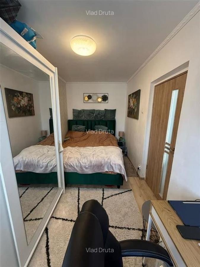 Apartament cu 3 camere semidecomandat în Valenta - 10