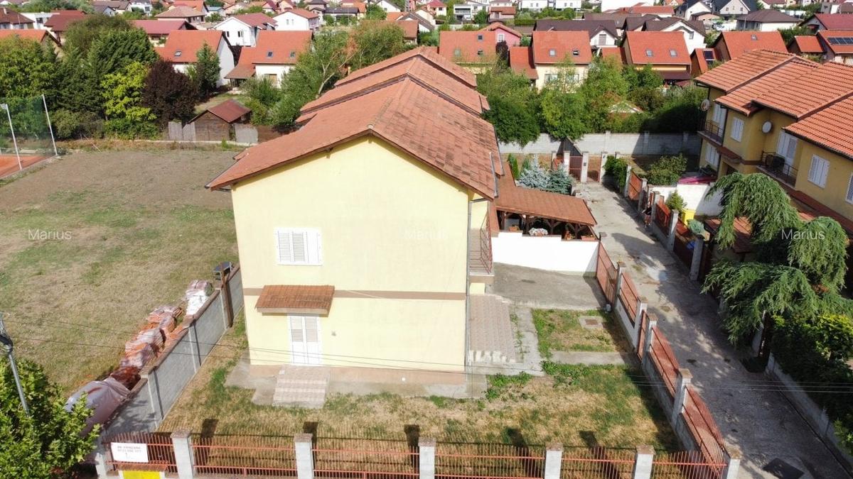 Casă cu 4 camere în Dumbrăvița - 6