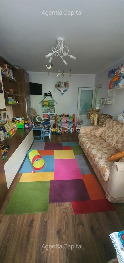 Apartament decomandat Micro 17 etaj 1 - 5