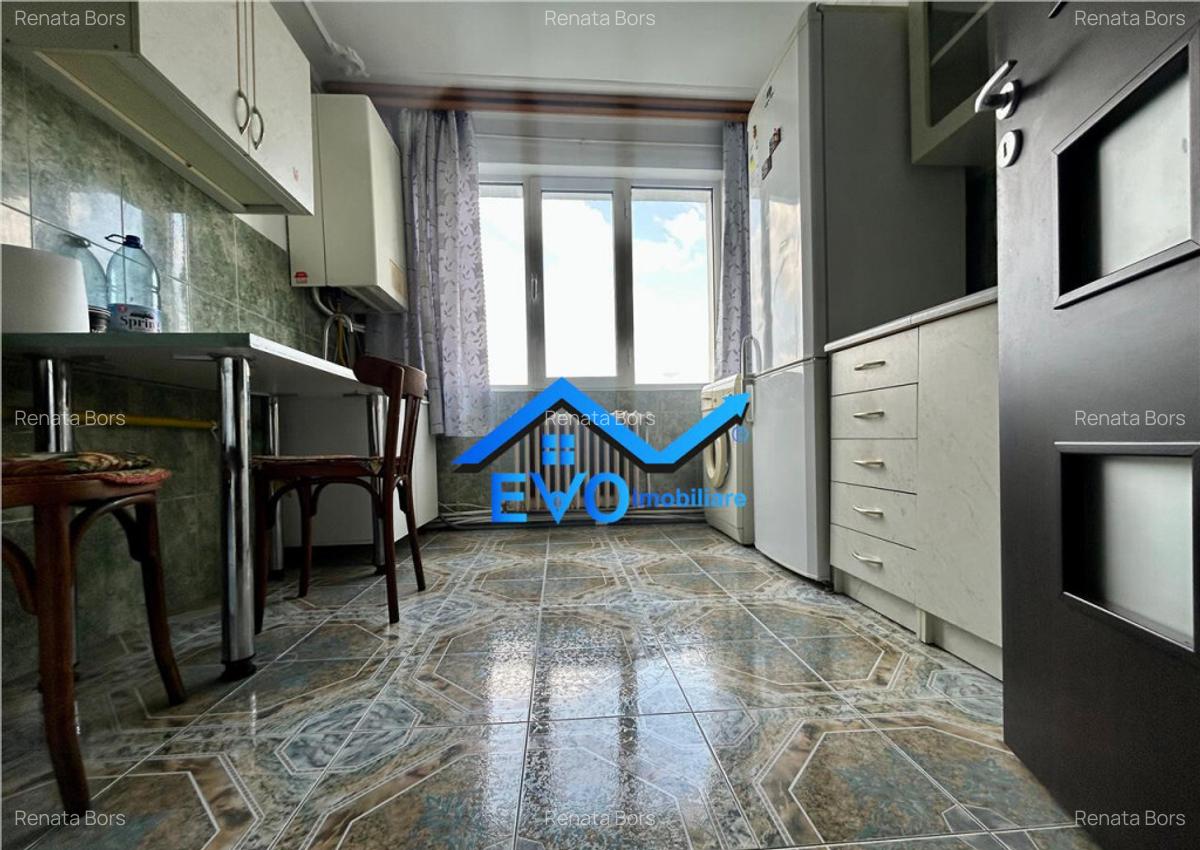 Apartament de inchiriat cu 3 camere, zona Alexandru cel Bun - 1