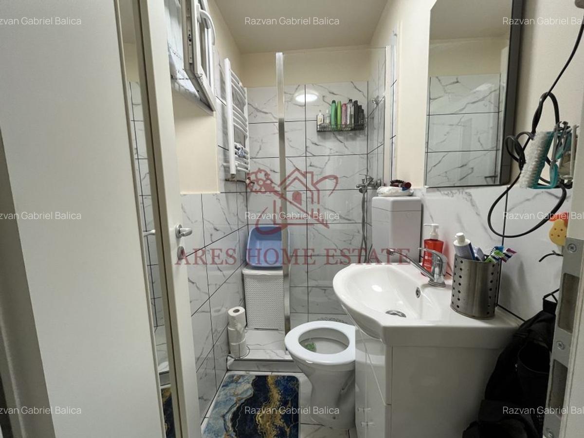 Casă individuală P+1+pod, pe piloni cu panouri solare - 16