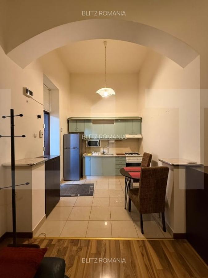 Apartament spatios, 2 camere, 80 mp, vis-a-vis de Primaria Arad + optiune garaj - 5