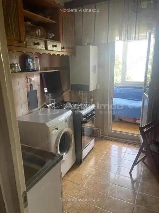 APARTAMENT 2 CAMERE SEMIDECOMANDAT INEL 2 - 4