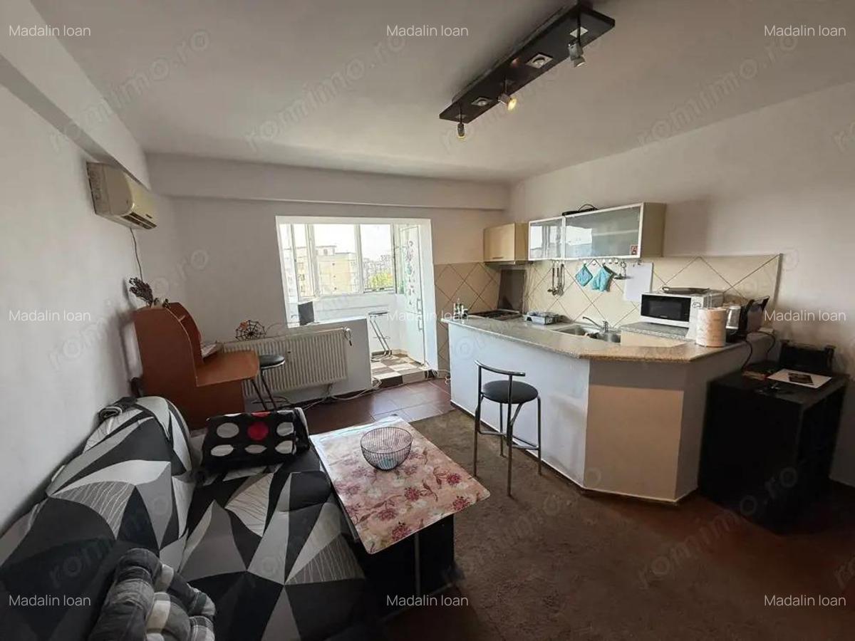 Doar 76.000 EUR! 2 camere langa Parcul Sebastian, mobilat, lift nou, - 1