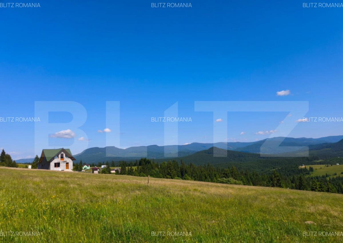 Teren extravilan 28 ari,zona Piatra Fantanele - 3