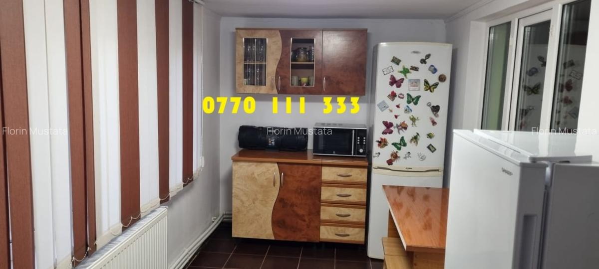 Apartament 2 camere Progresu, parter cu balcon mare. - 1