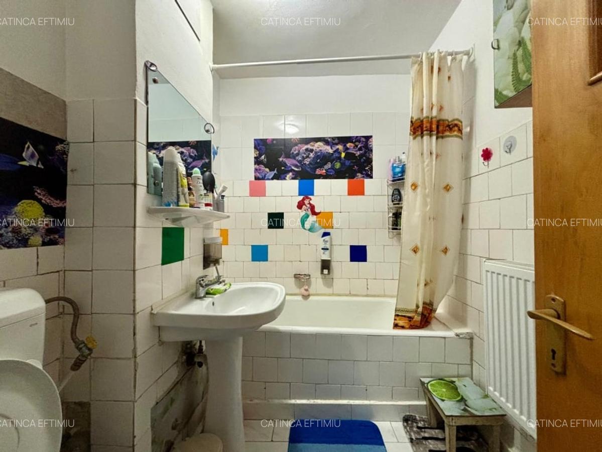 Garsoniera | Bloc mixt | 10 minute metrou 1 Decembrie - 4