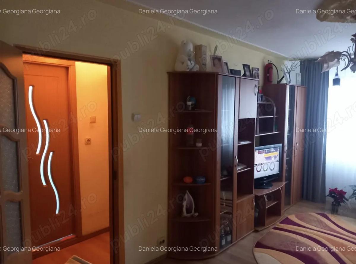 Vand apartament cu 3 camere. Direct Proprietar - 4