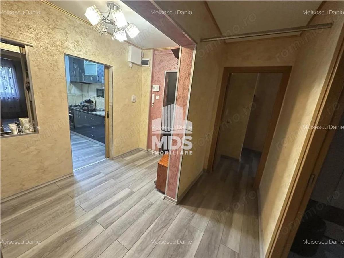 Decomandat la et 2 4 mobilat complet linga piata Doina - 4